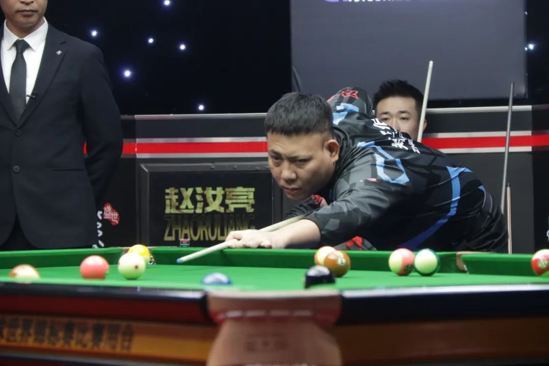 他总是强调 他总是强调