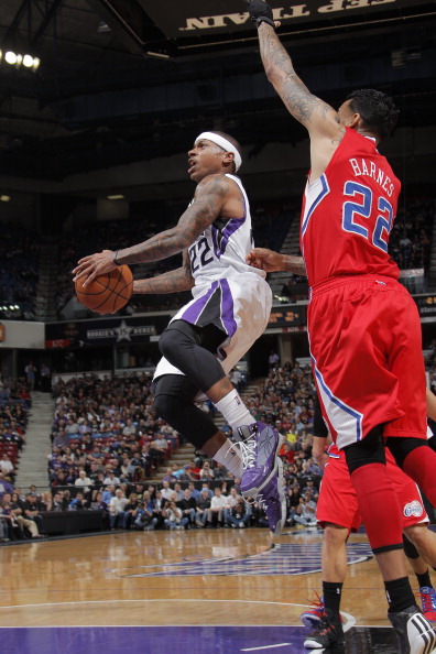 WCBA 2025赛季首轮比赛精彩瞬间回顾