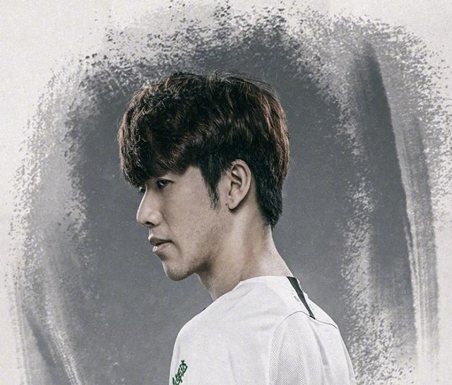 中距离跳投 中距离跳投