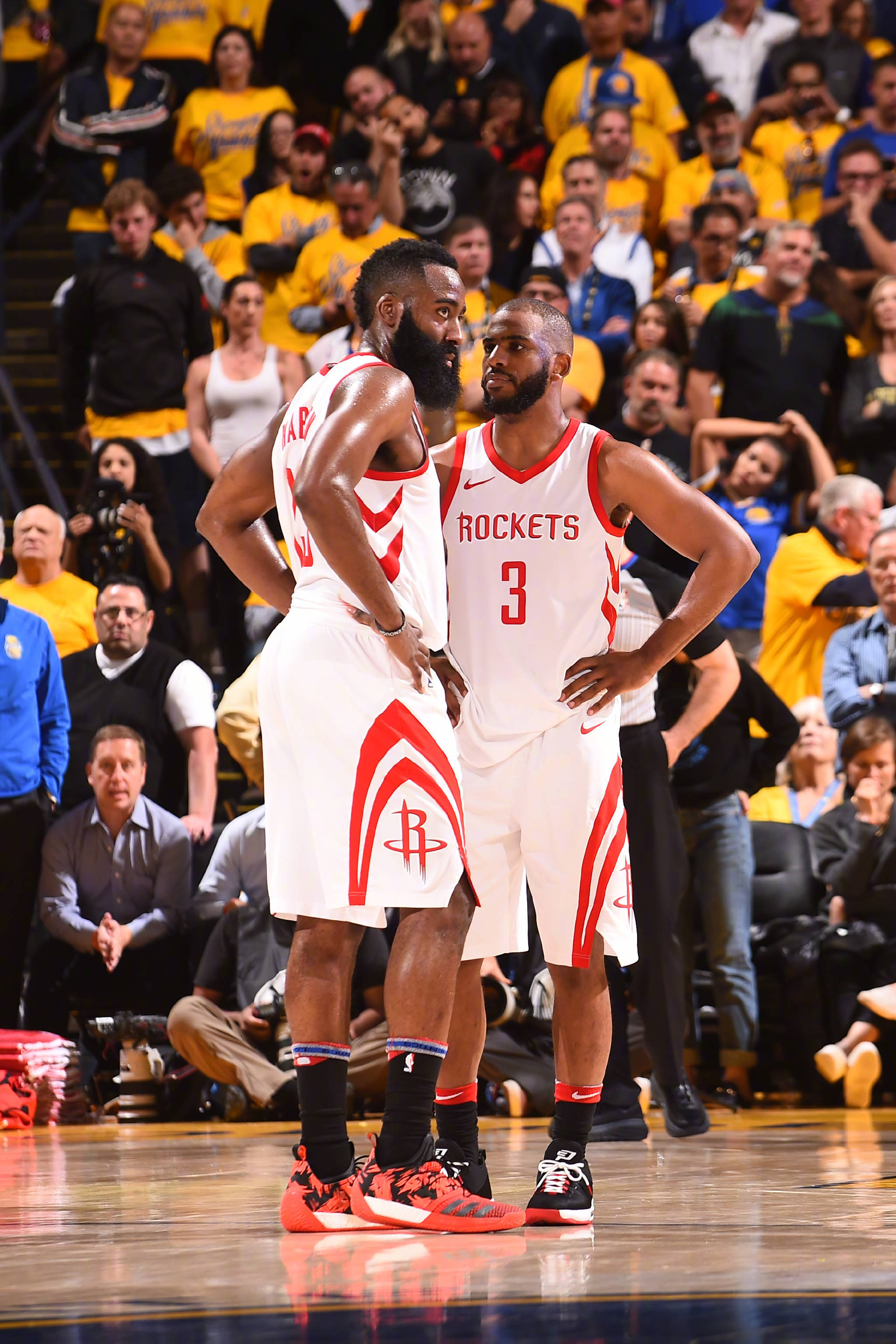 是进攻和防 是进攻和防