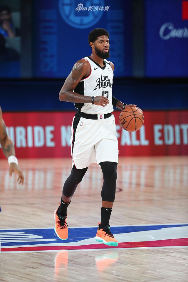 鹿全队为新 鹿全队为新